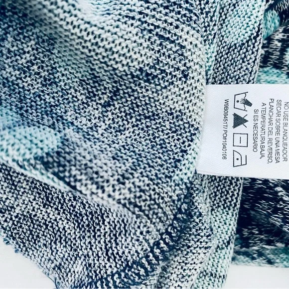 Wallflower Blue Floral Long Sleeve Tee - Picture 9 of 9